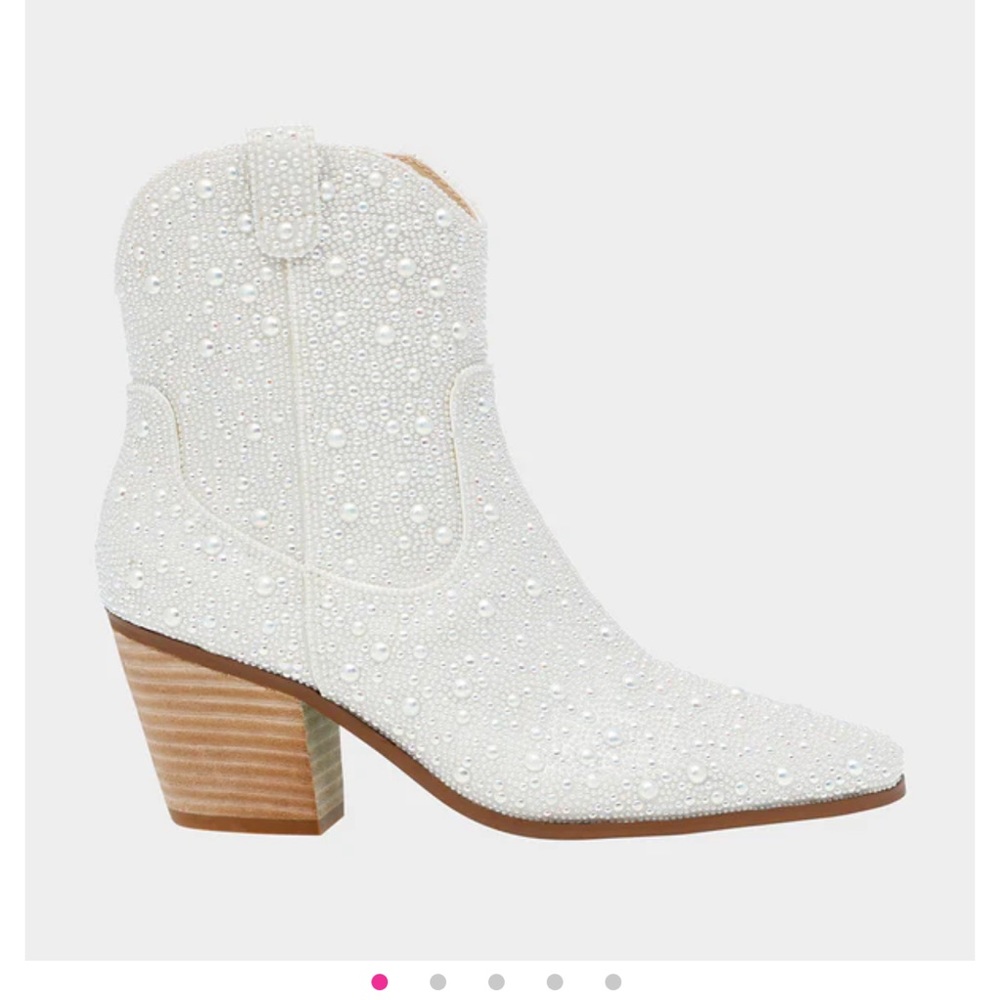 Betsey Johnson Diva Western Rhinestone Boot White Ivory Pearl Size 10